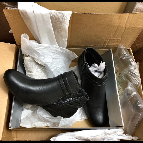 Meet your Posher, Tonia - Picture 2 of 4